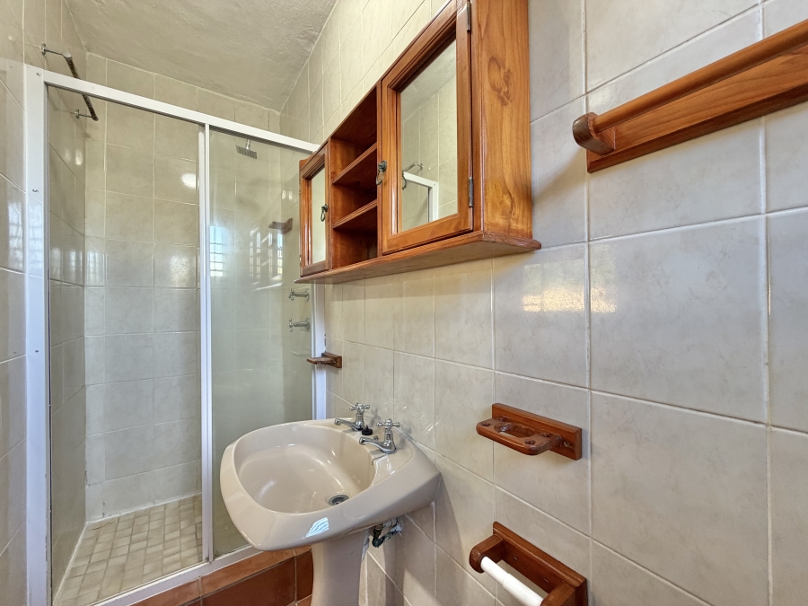 4 Bedroom Property for Sale in Noorsekloof Eastern Cape